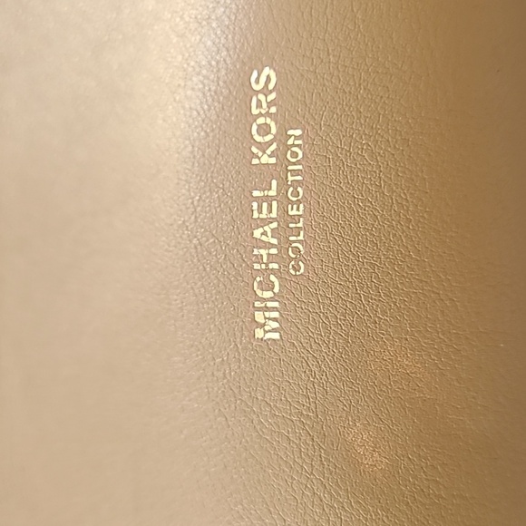 Michael Kors Collection Miranda Top Lock Shoulder Bag Large - Picture 3 of 8